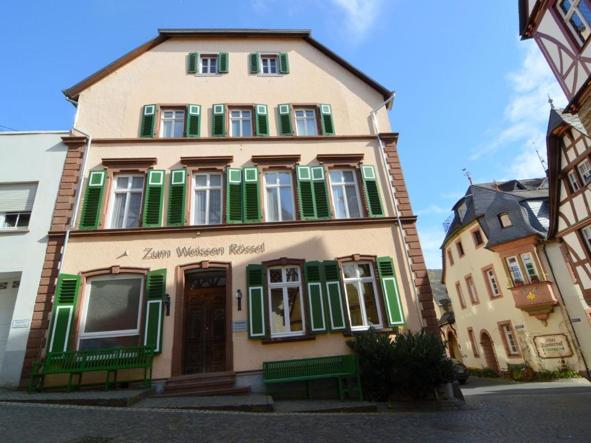Classy Holiday Home In Uerzig Near Forest 객실 사진